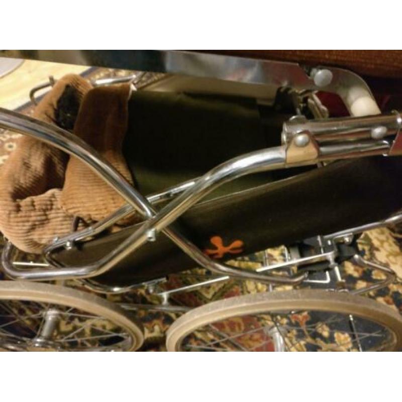 Retro Kinderwagen jaren 70
