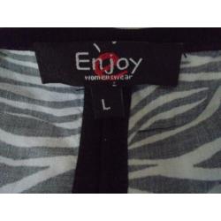 prachtige zwart witte blouse merk Enjoy maat L