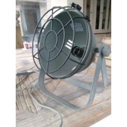 2 industriele tafel lampen , beton grijs