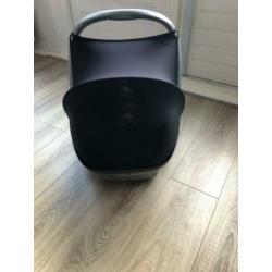 Complete maxi cosi cabriofix met 2 x de easy base 2