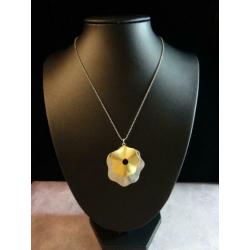 Vintage ketting met 2 kleurige hanger