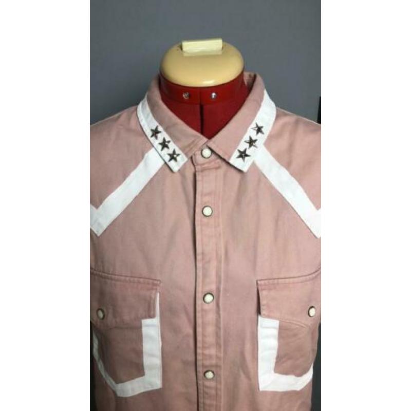 Roze overhemd met sterren studs
