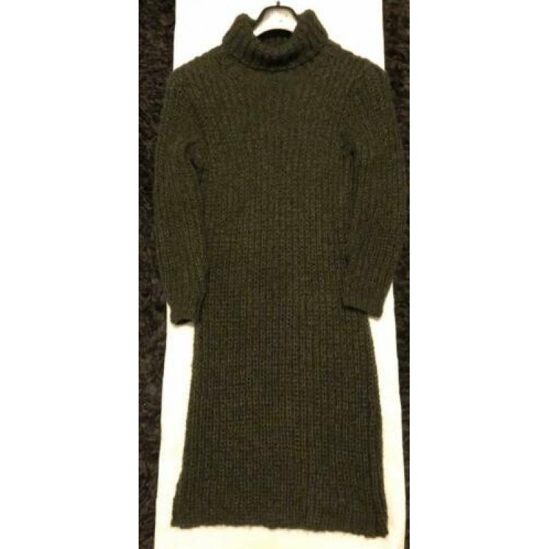 Olijfgroene jurk mt 36/38 mix alpaca mohair zijde.