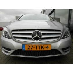 Mercedes-Benz B-Klasse 180 Ambition Automaat Leder