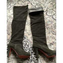 Over knee suede laarzen maat 41 Christian Louboutin bruin