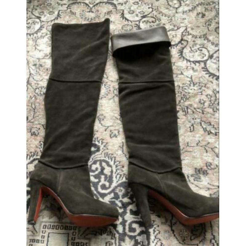 Over knee suede laarzen maat 41 Christian Louboutin bruin