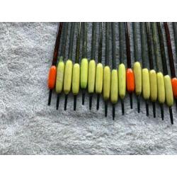 adv 233 / NIEUW mixset 25 dobbers