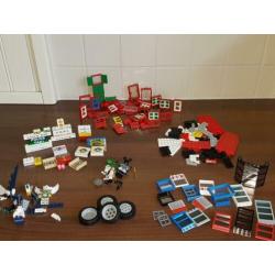 Heel veel Vintage Lego ramen deuren enz enz