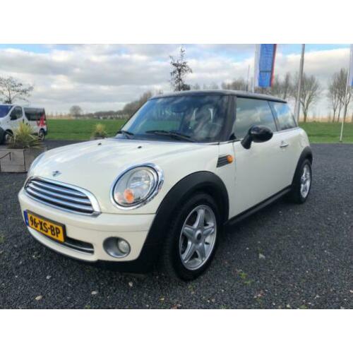 Mini Cooper 2007 | navigatie, panoramadak, parkeersensor