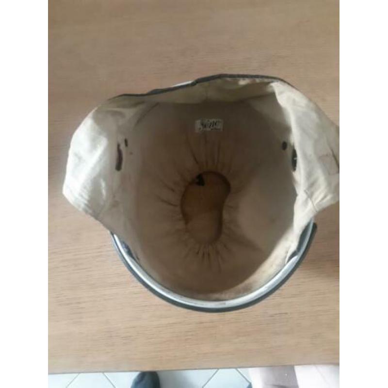 Old school pot helm