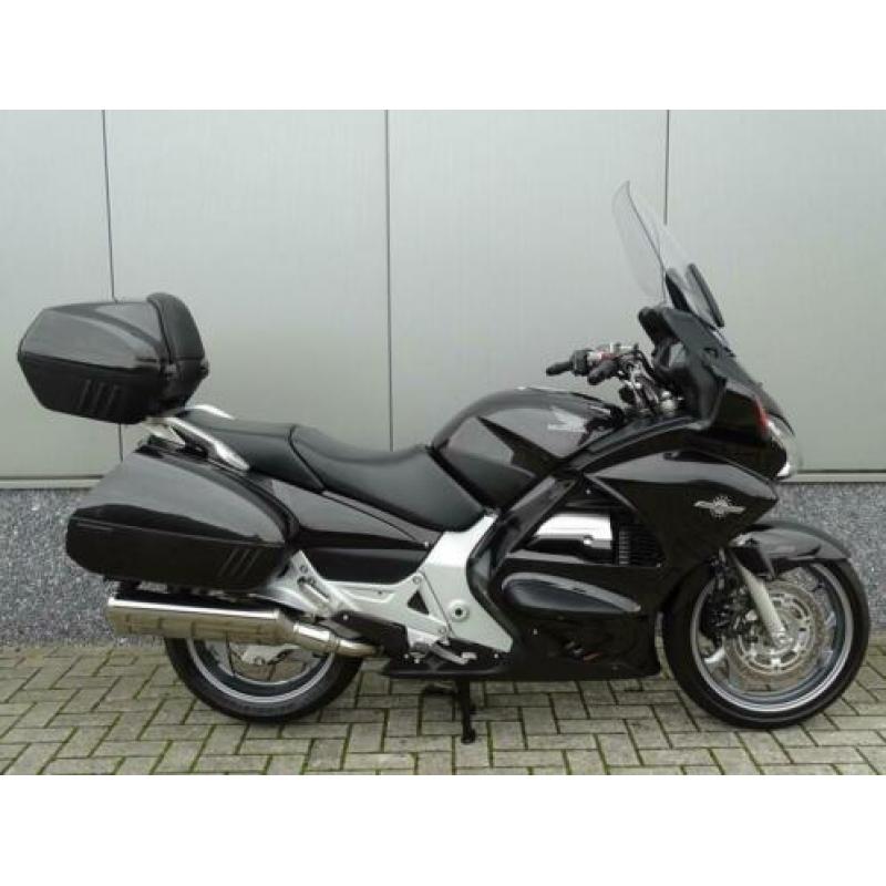 Honda ST 1300 PAN EUROPEAN (bj 2015)