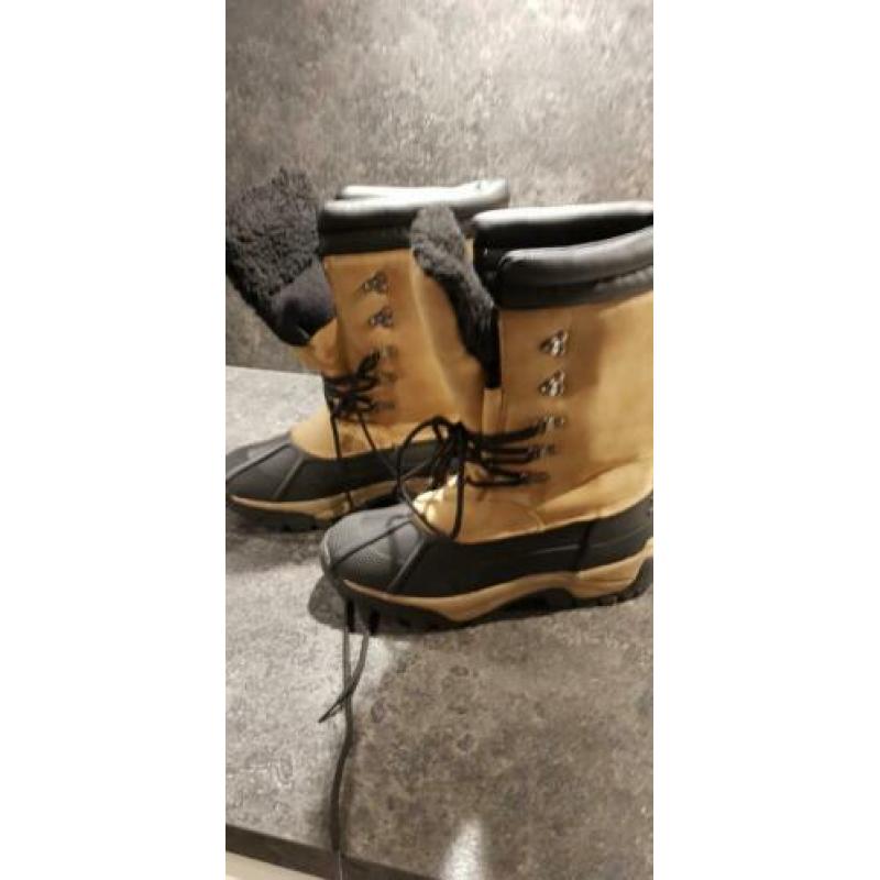 Div. Schoenen en laarzen, mt 41