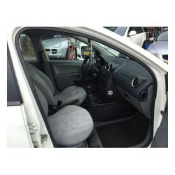 Ford Fiesta 1.4 16V Ambiente