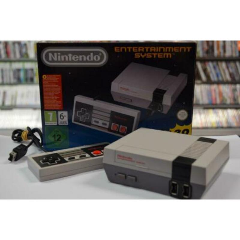 ZGAN IN DOOSJE: Nintendo Mini NES met 1 controller en doosje