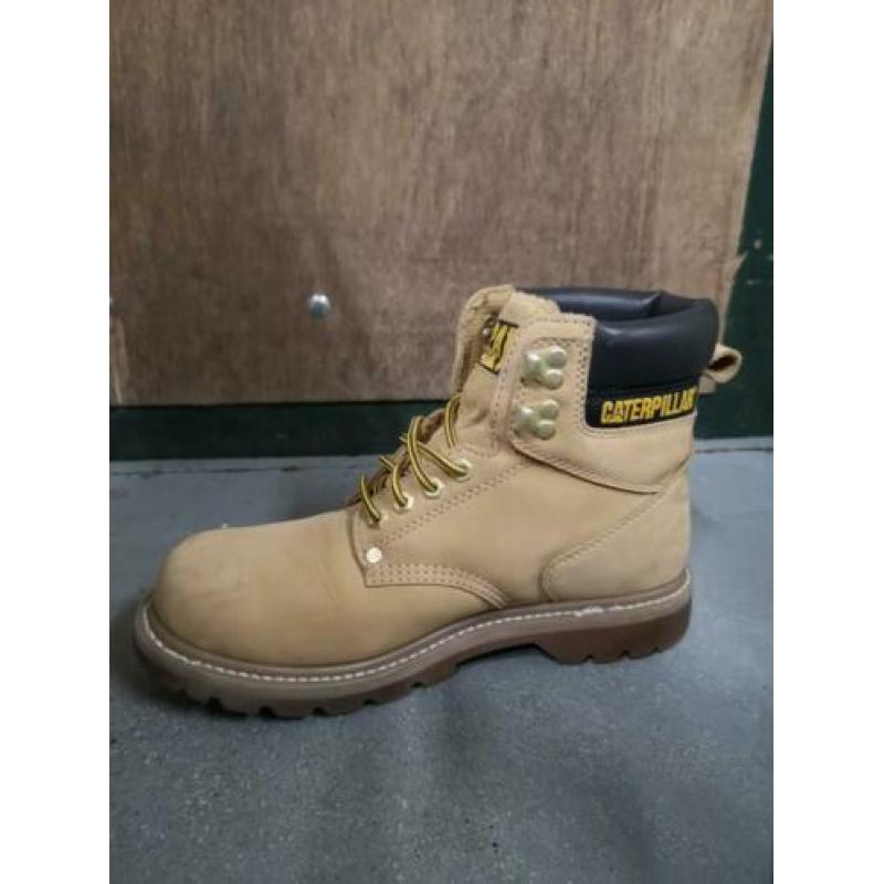 Caterpillar schoenen maat 42
