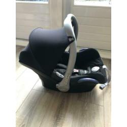 Complete maxi cosi cabriofix met 2 x de easy base 2