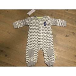 Nieuw B*E*S*S set boxpakje en longsleeve maat 62 zigzag