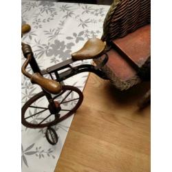 antiek speelgoed fiets