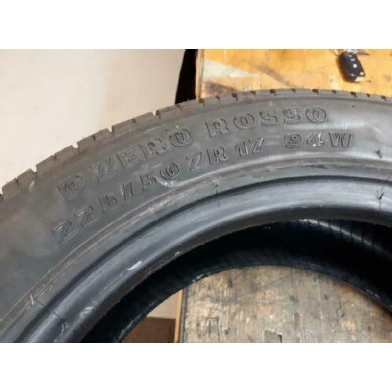 4 Pirelli banden 225/50 17