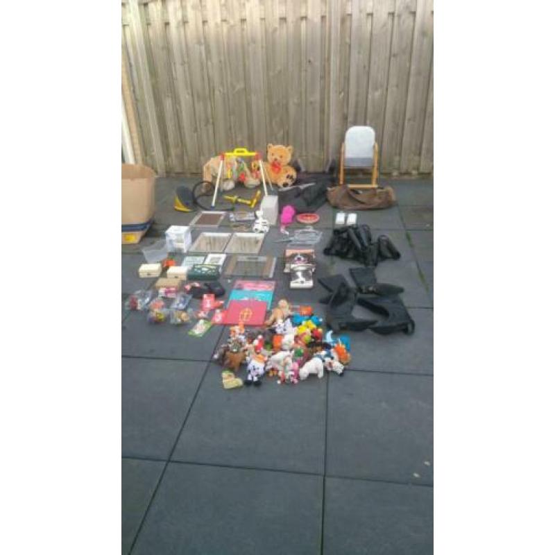 Rommelmarkt spullen