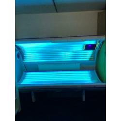 professionele zonnebank combinatie met gezichtsbruiner