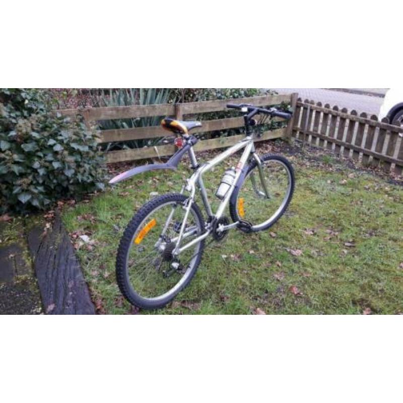 Aprilia serie 9000 Mountainbike 26 inch als nieuw