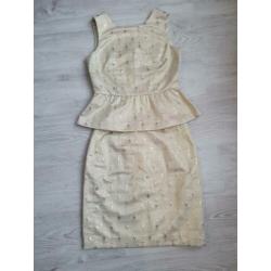 Beige setje met gouden print