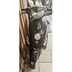 Sloopscooter zonder kenteken Peugeot Vclic