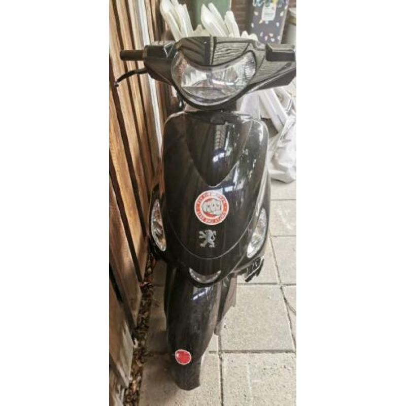Sloopscooter zonder kenteken Peugeot Vclic