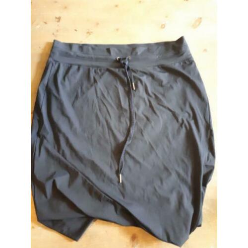 Donkerblauwe rok van Sandwich maat xl travel stof