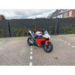Yamaha YZF R125 In Goede Staat A1 motor!