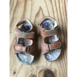 Jongens sandalen van Shoesme maat 27 Lichtbruin