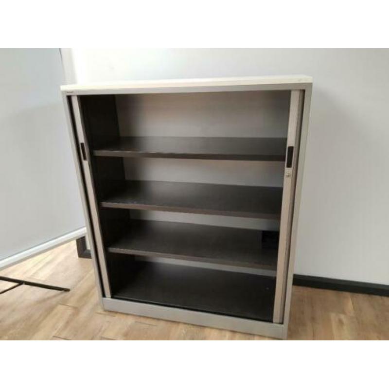 Ahrend roldeurkast grijs met wit topblad