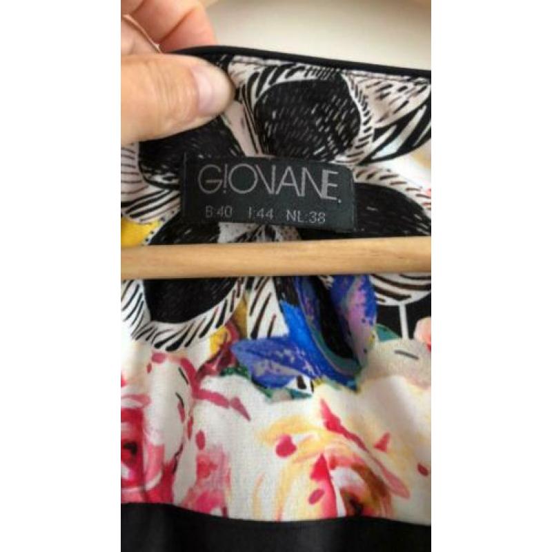 Kleurrijke GIOVANE jurk maat 38