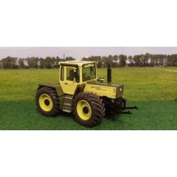 Mb Trac 1600 van Weise Toys verbouwd op brede banden 1/32