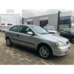 Opel Astra 1.6-16V Club