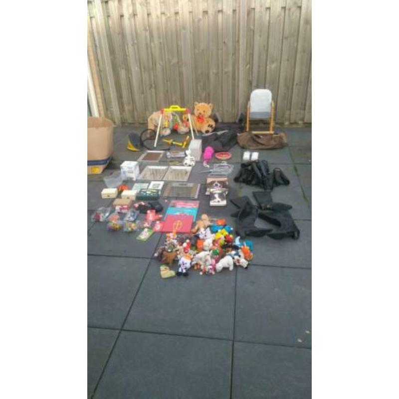 Rommelmarkt spullen