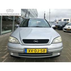 Opel Astra 1.6-16V Club