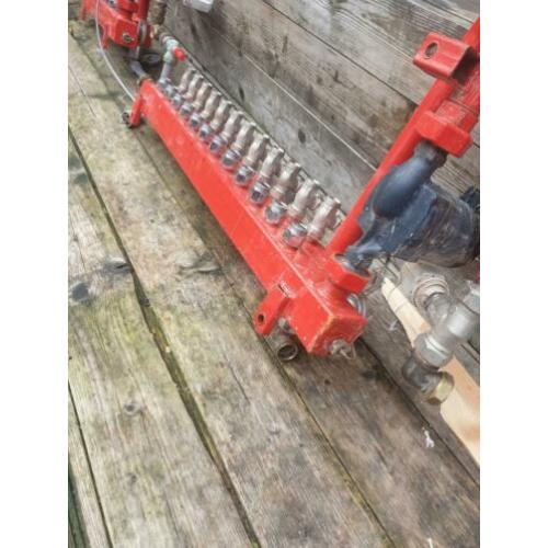 Grundfos waterpompen   1x 7 en 1x 12 groepen