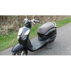 Sym Mio