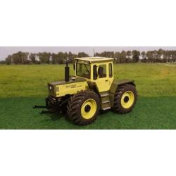 Mb Trac 1600 van Weise Toys verbouwd op brede banden 1/32
