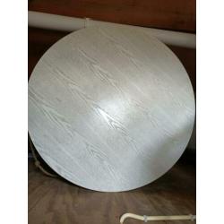 Ronde eettafel karwei