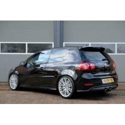Volkswagen Golf 3.2 R32 DSG SCHAALSTOELEN NL-AUTO