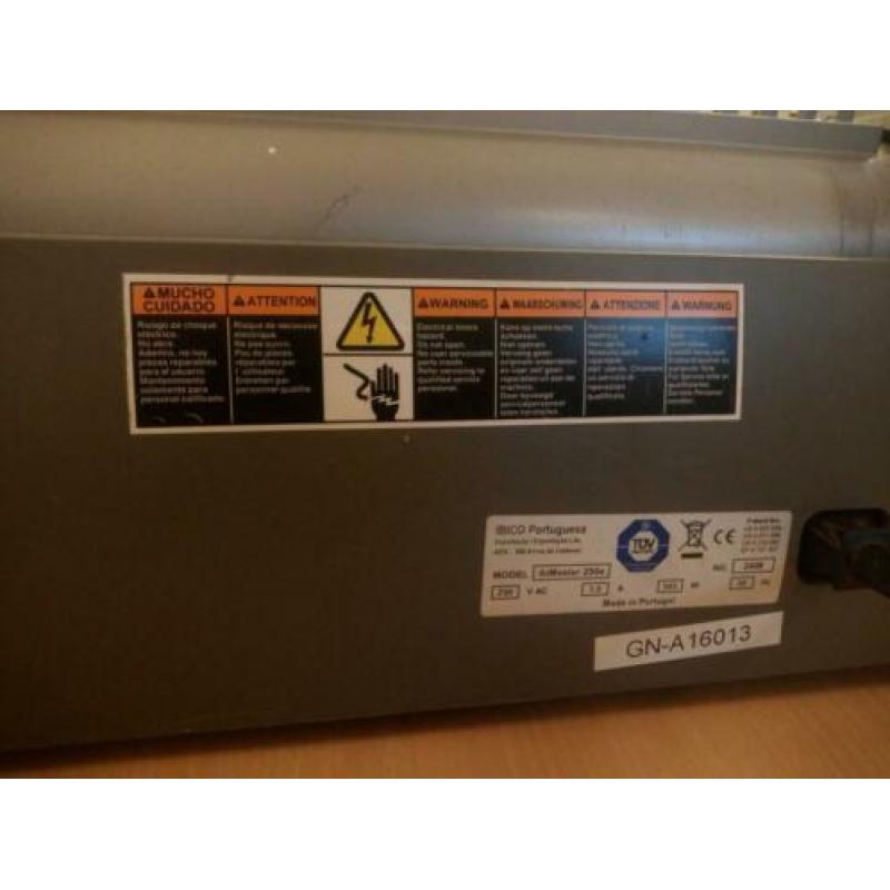 Electrische inbindmachine Ibico ibimaster 250e bindapparaat