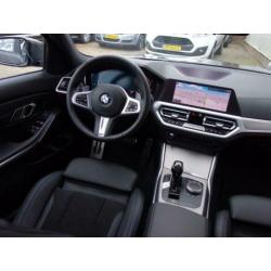 BMW 3 Serie 320i AUT 184pk M-Sport Ad-Cruise Xen/Led Sportze