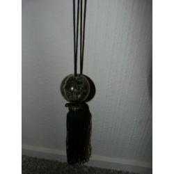 oude Japanse Scroll gewichten "Fuchin" met zijde tassels.