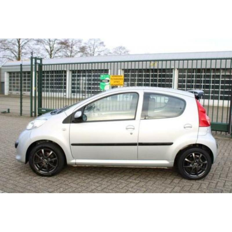 Peugeot 107 1.0-12V XS 5-DEURS l ELEKTR PAK l APK 01-2021