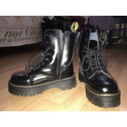 Dr. Martens Jadon maat 37