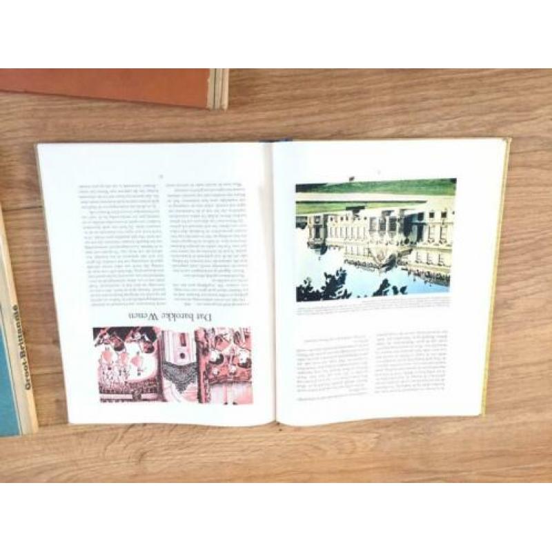 Verzameling boeken over landen