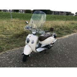 Retro scooter